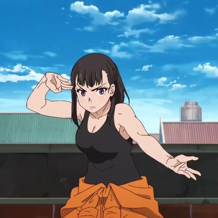 Why does Maki wear a witch hat?