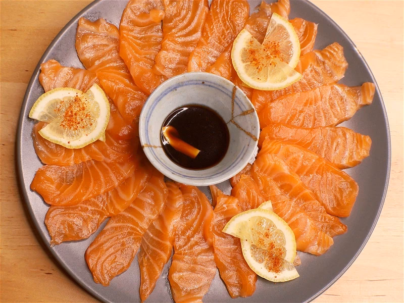 What is peppercorn salmon?