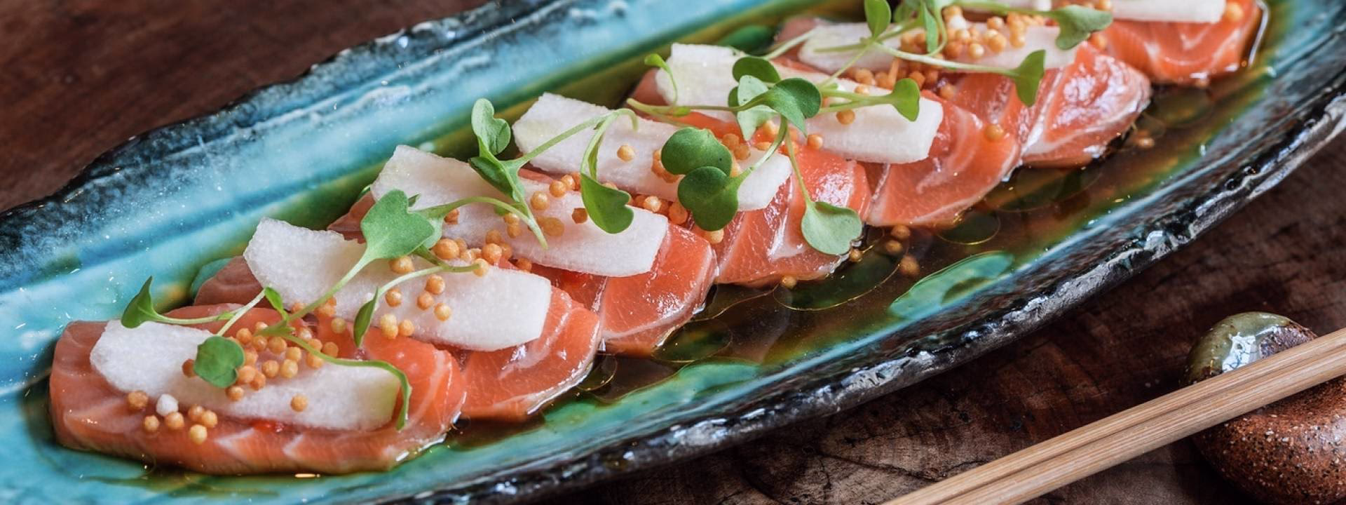 Can I eat raw salmon as sashimi?