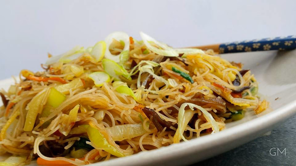 Jak připravit smažené rýžové nudle?