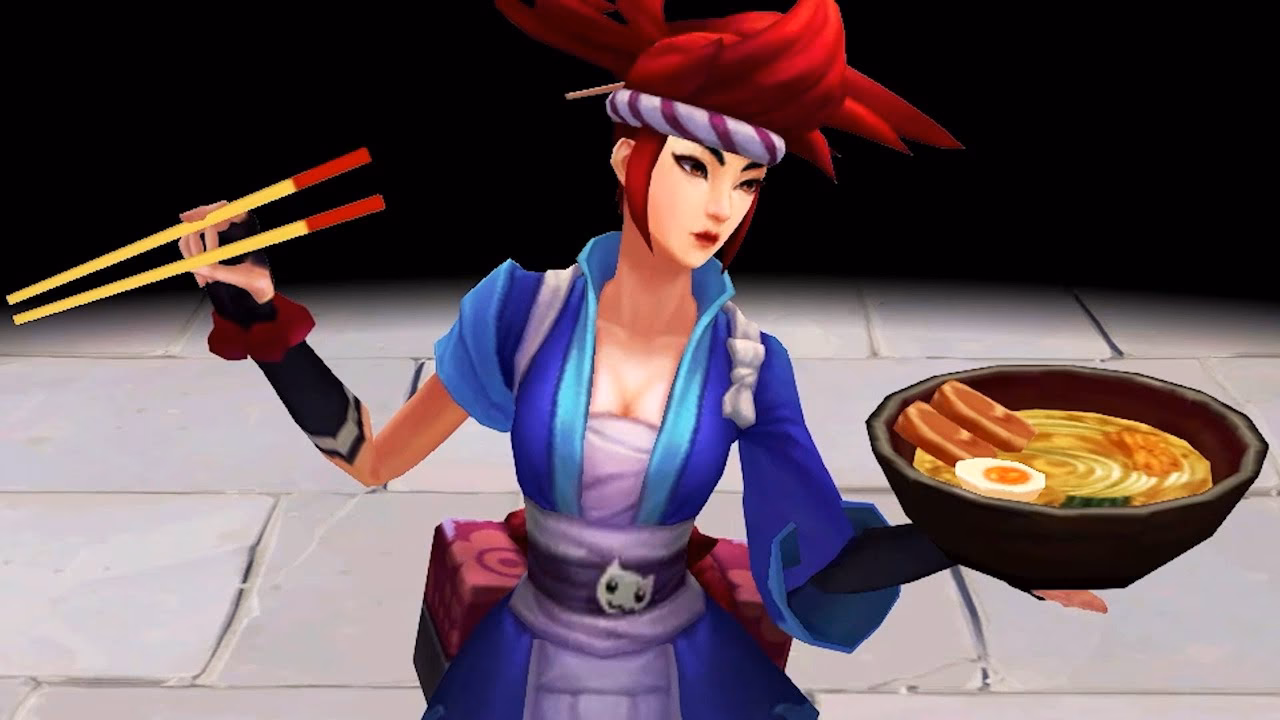 What weapon does Akali use?