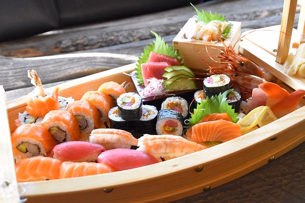 Where is the best sushi place in Edmonton reddit?