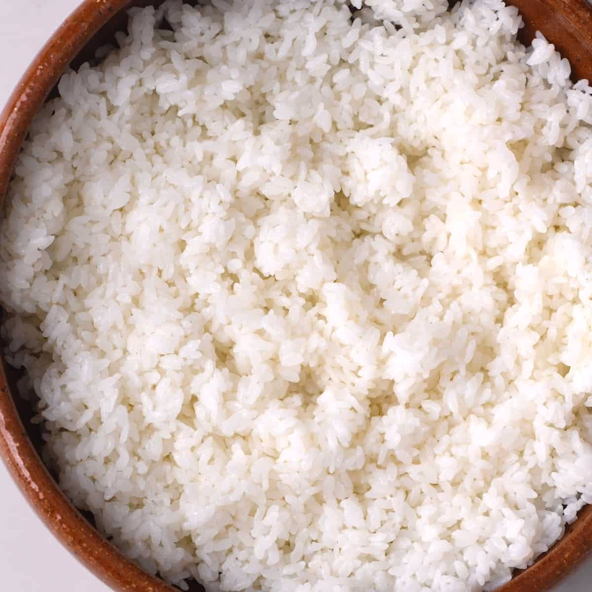 Is sushi rice meant to be sticky?